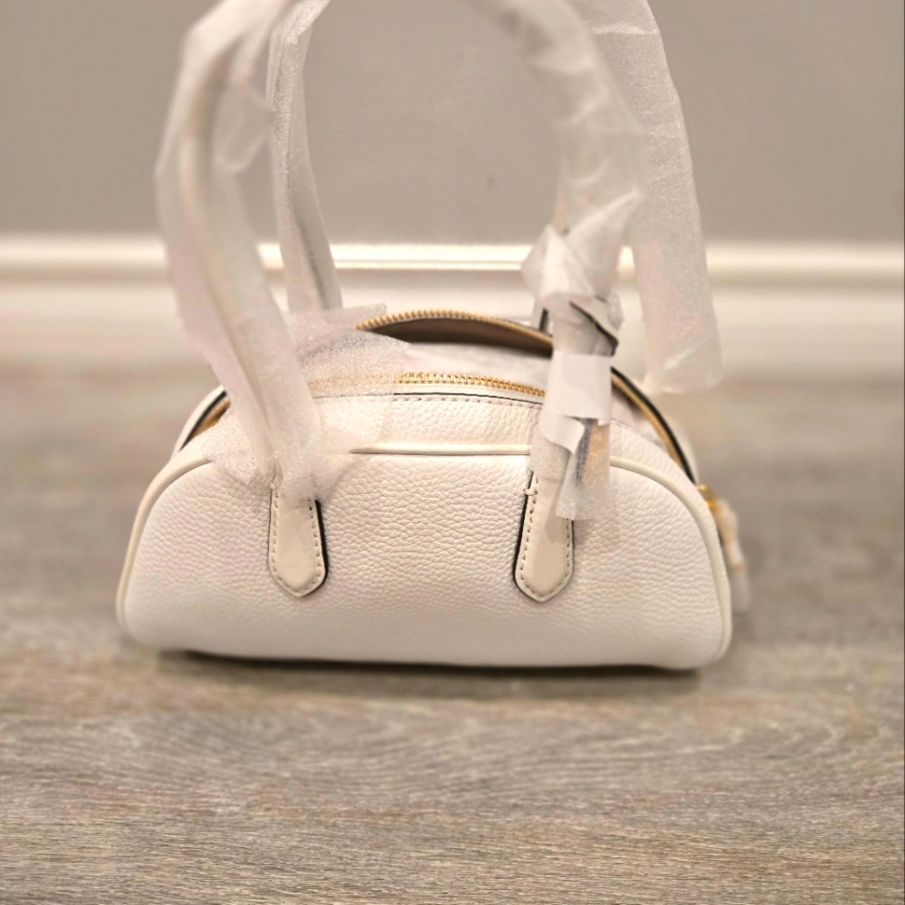 Michael Kors Lulu Optic White.